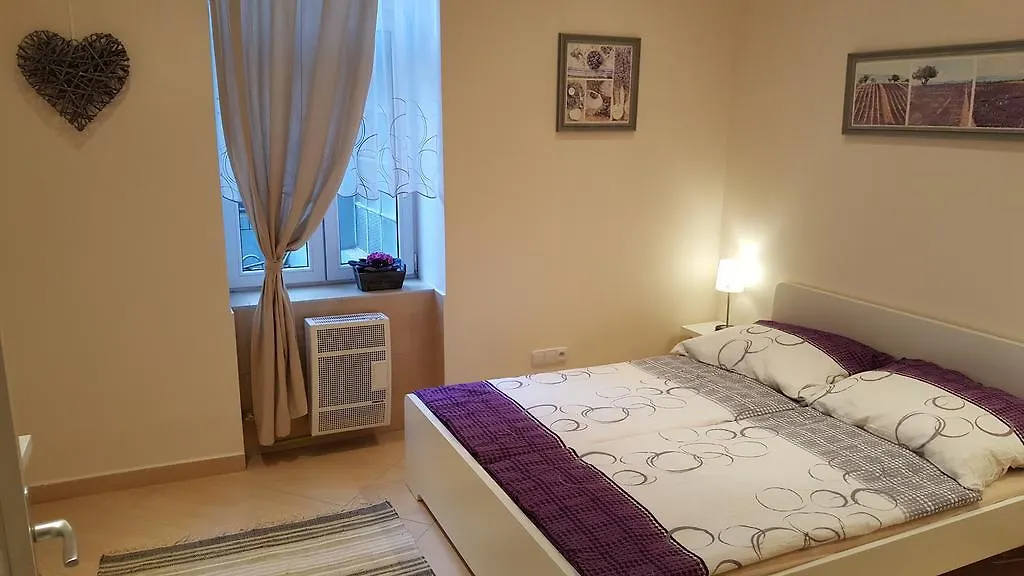 Hugo Apartment Praga